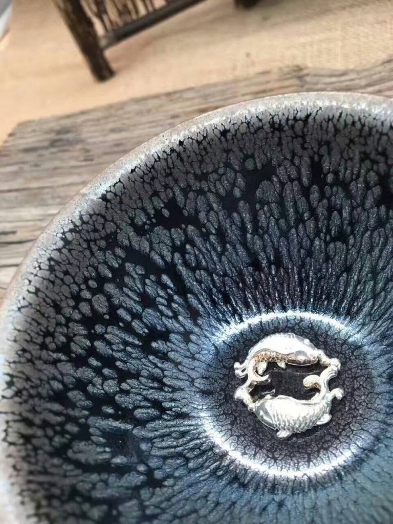 mmexport1472569592433