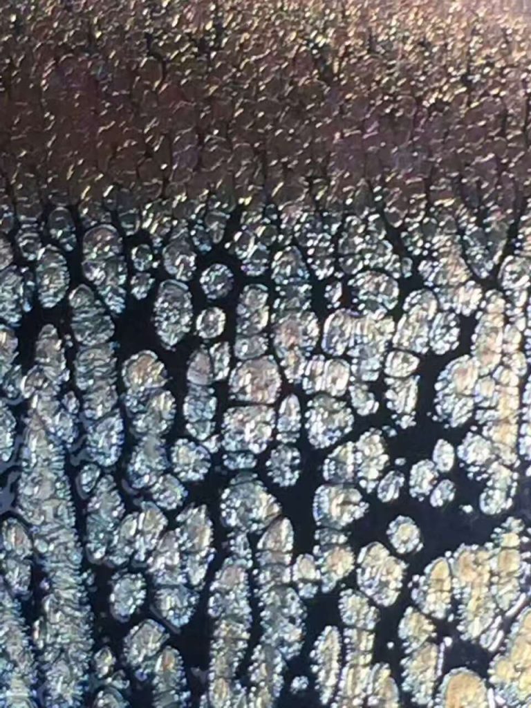 陳國(guó)文銀毫：口9高5 銀滴中帶彩