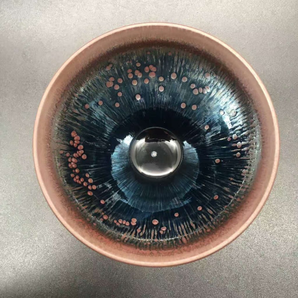 吳立主，紫金小油滴，口徑9高6，獨(dú)特風(fēng)格。