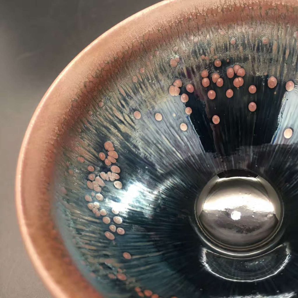 吳立主，紫金小油滴，口徑9高6，獨(dú)特風(fēng)格。