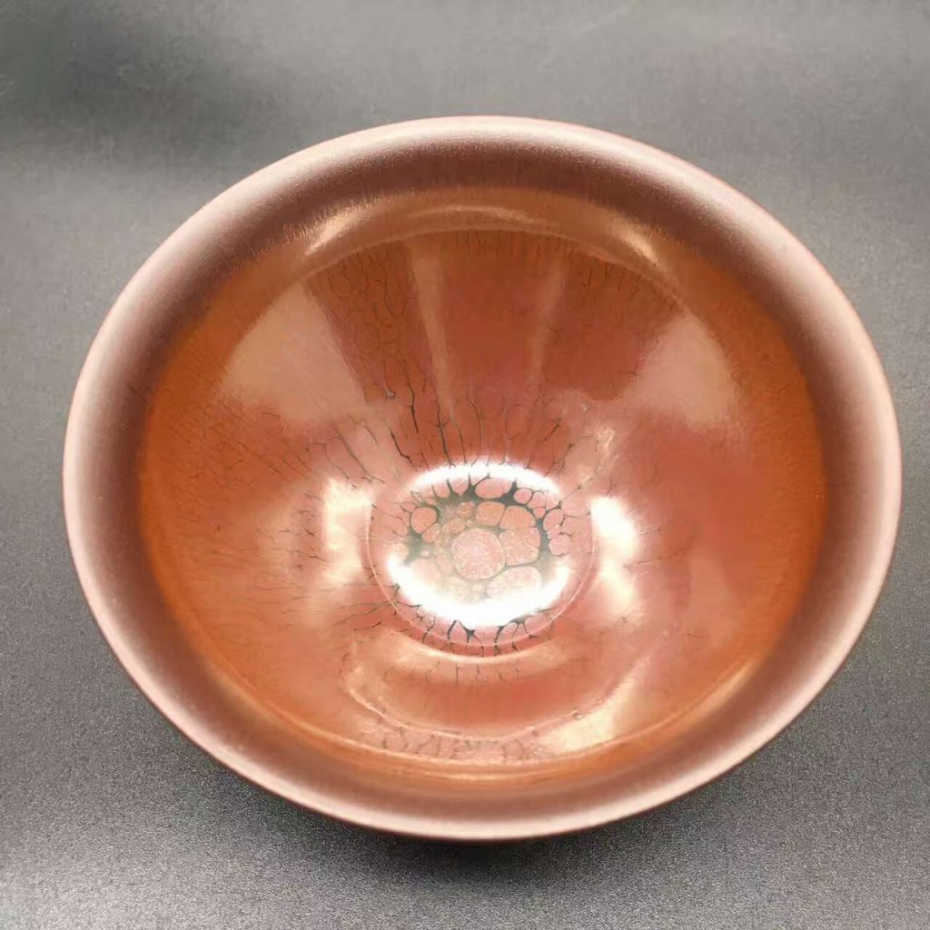 吳立主，柿紅油滴，口徑10高5.5，花色極美！