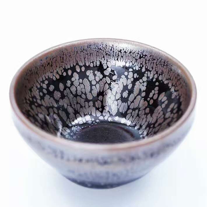 李勇8.8公分束口傳統(tǒng)黑釉油滴盞，極具宋盞韻味的作品