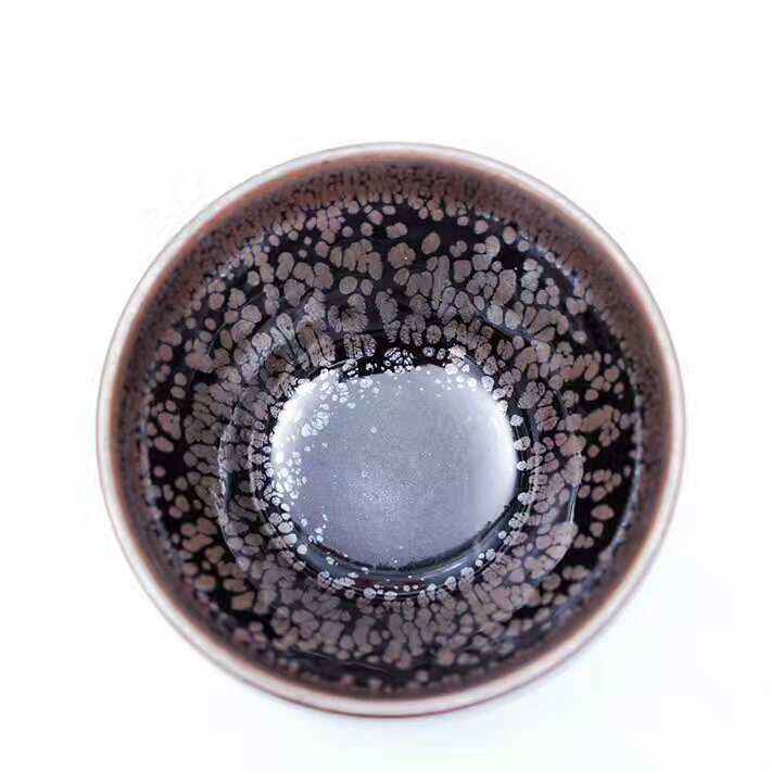 李勇8.8公分束口傳統(tǒng)黑釉油滴盞，極具宋盞韻味的作品