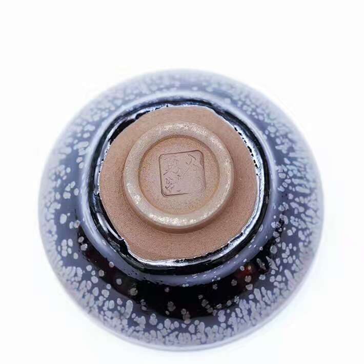 李勇8.8公分束口傳統(tǒng)黑釉油滴盞，極具宋盞韻味的作品