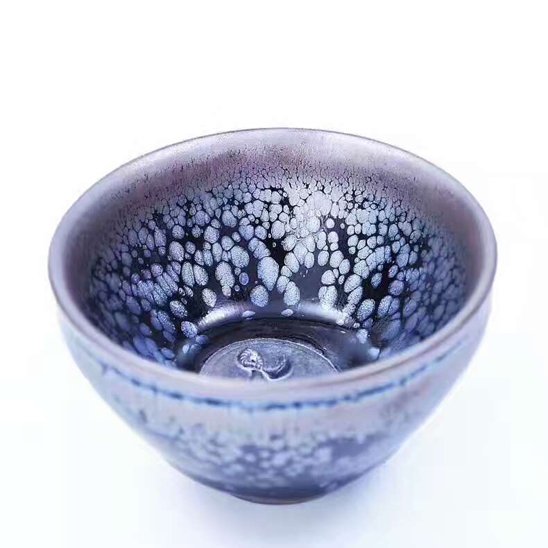 鄒云源老師8.3公分束口藍(lán)油滴生肖盞，中國傳統(tǒng)生肖配合中國傳統(tǒng)工藝。