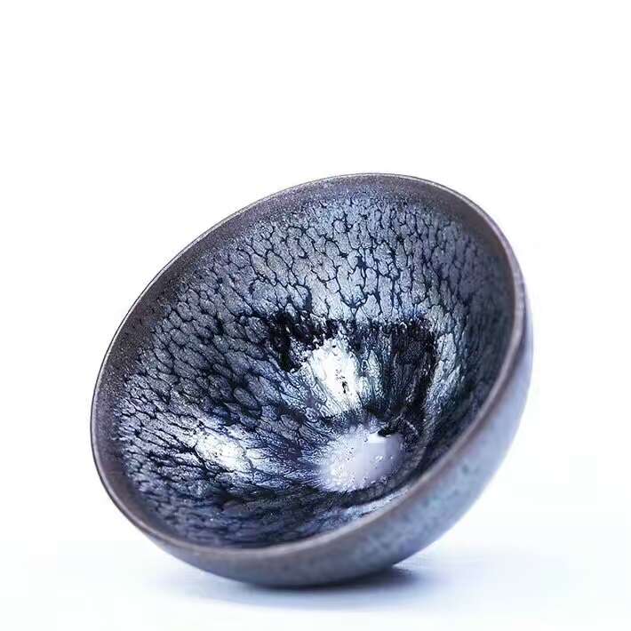 蔣新穎8.5公分?jǐn)靠谒{(lán)油滴盞，器型幽雅，經(jīng)典全包釉工藝，釉面溫潤。