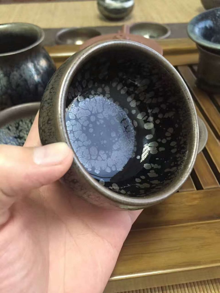 李勇7.6公分斂口黑釉油滴盞