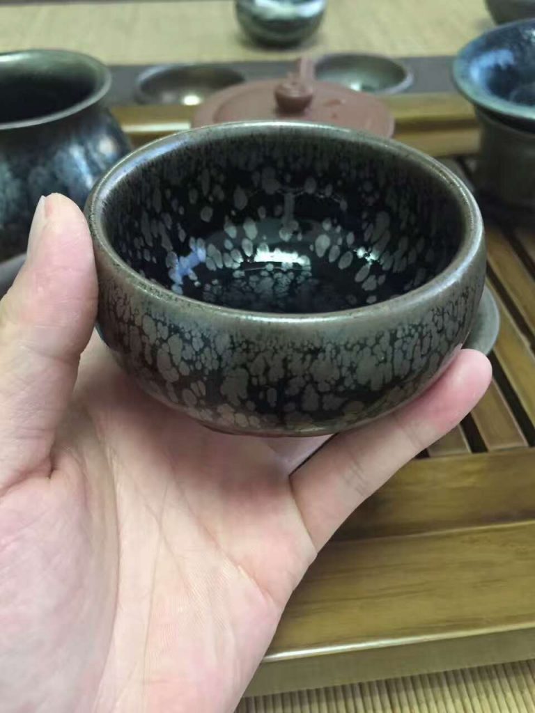 李勇7.6公分斂口黑釉油滴盞