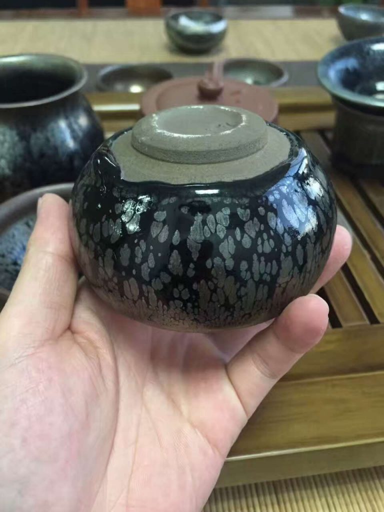 李勇7.6公分斂口黑釉油滴盞