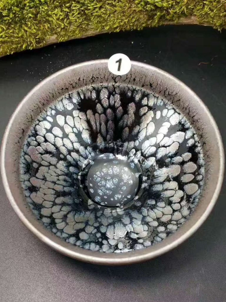 李昌海鷓鴣斑：口8.7高4.8