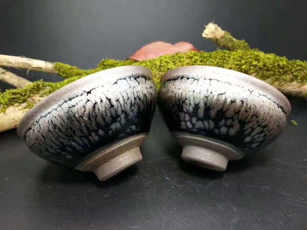 李昌海鷓鴣斑：口8.7高4.8