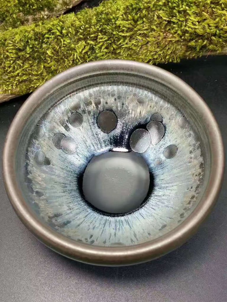 吳周福“福佬”：口7.8高4.5