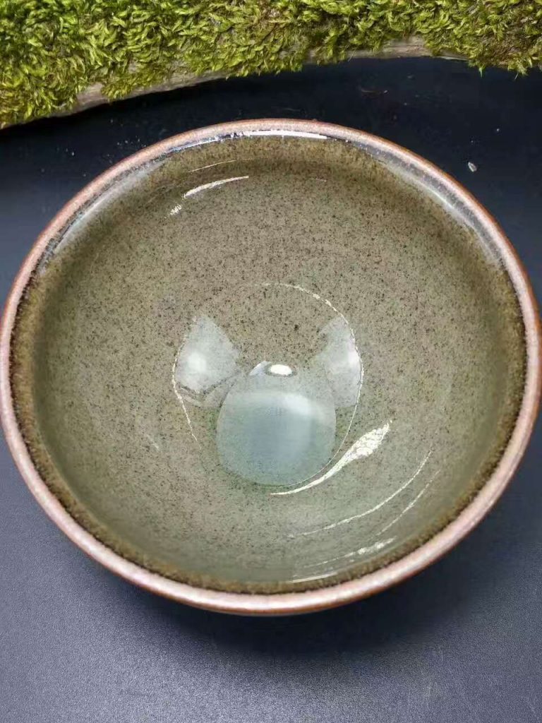 王東凱單色釉抹茶綠：口8.7高5.5，清新淡雅。