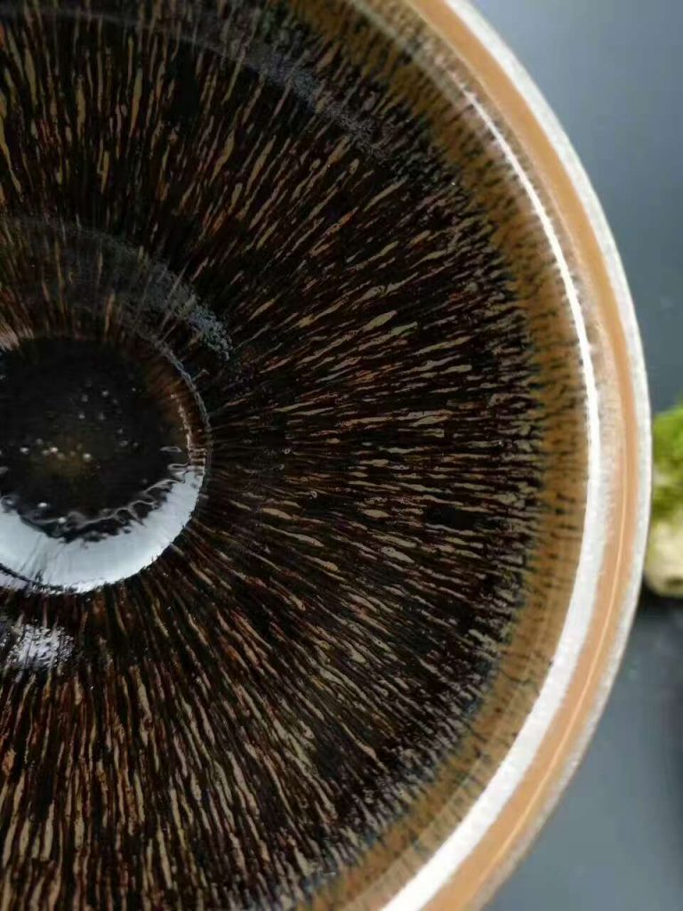 葉禮忠窯變兔毫：口9.2高5.4