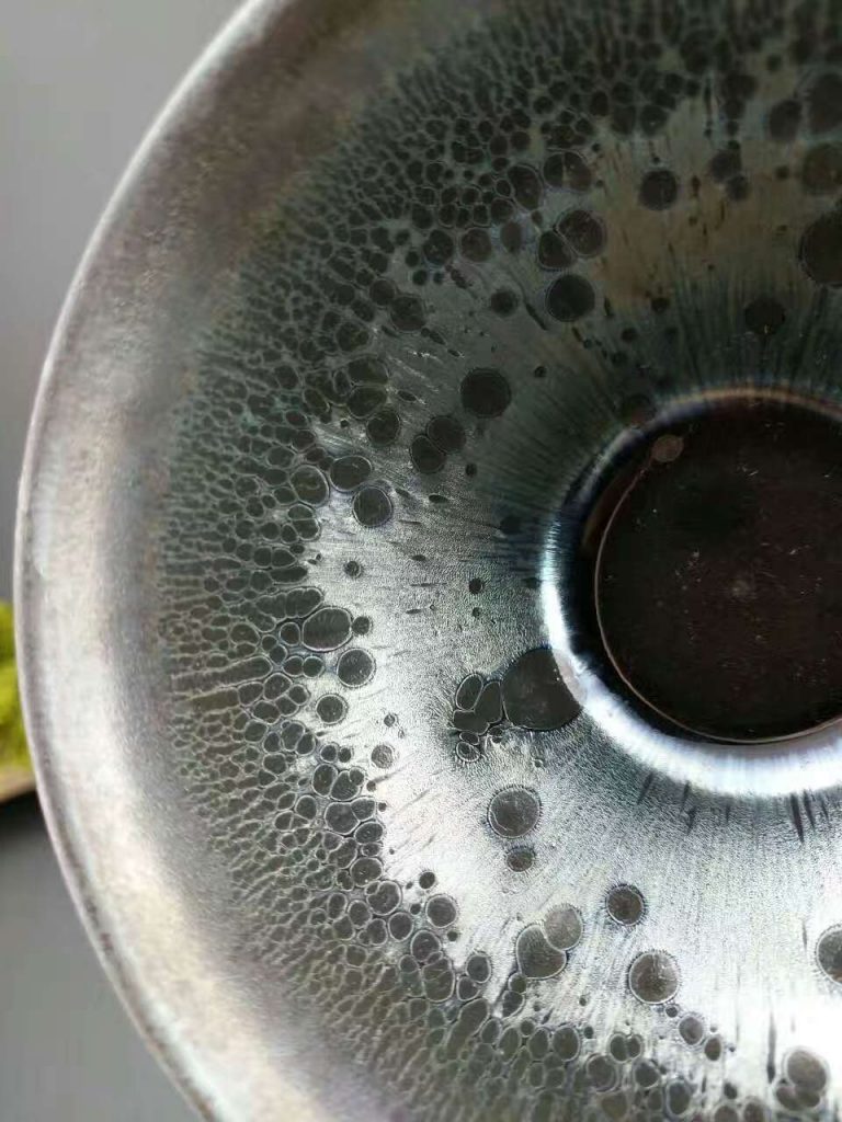 吳立主束口油滴盞：口8.8高5.3