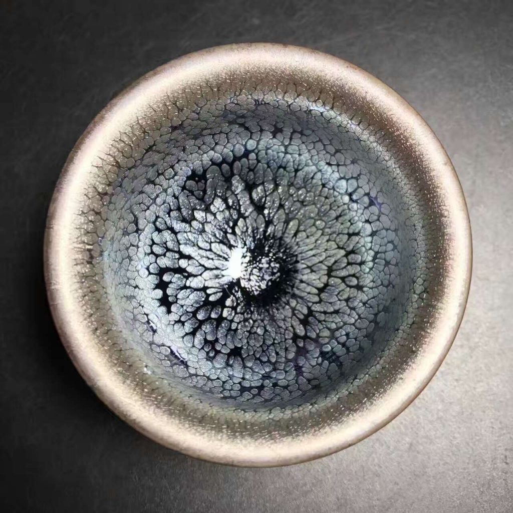 李光熙師傅，清蓮，口徑7.6高5.5，滿滿的藍(lán)色小油滴。