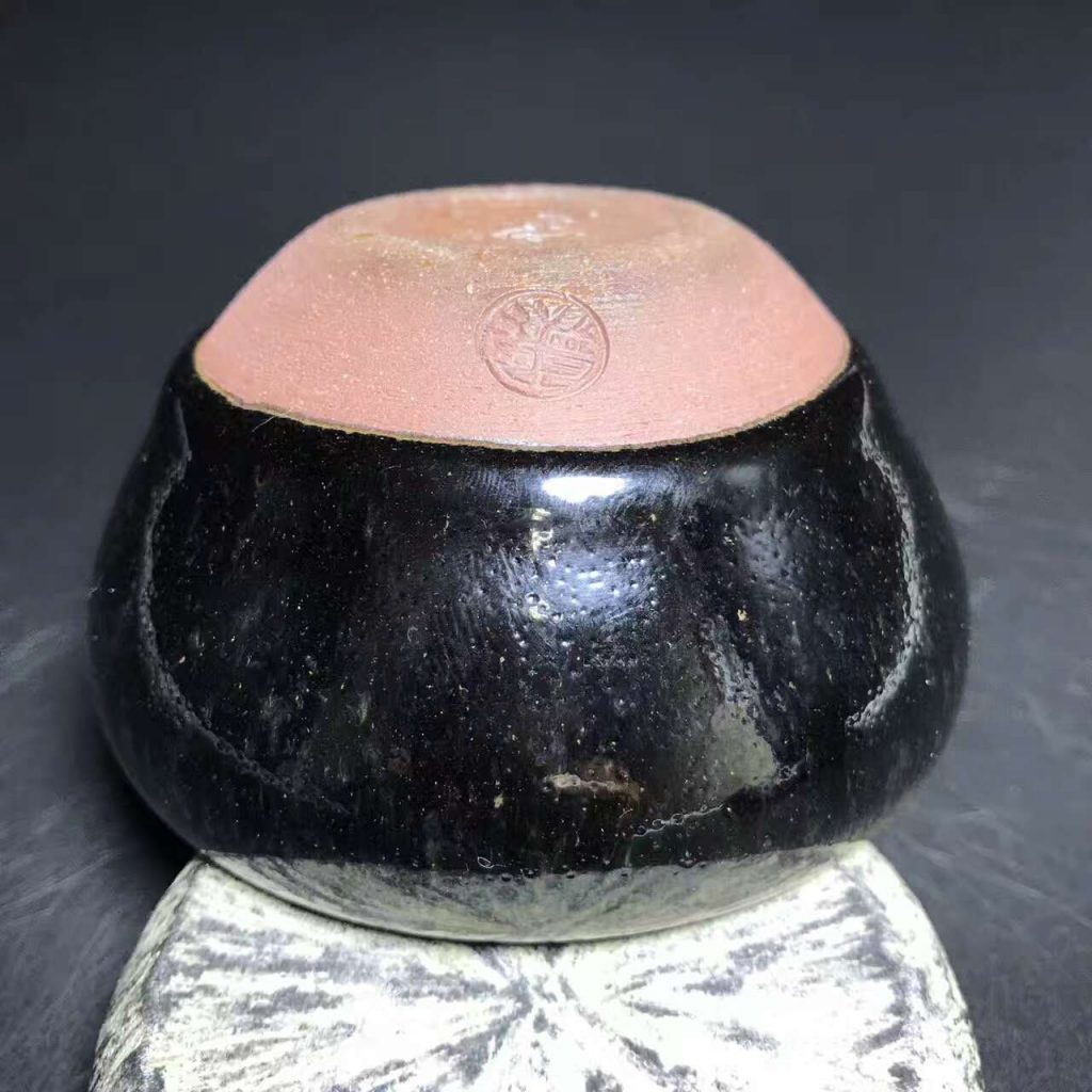 熊忠貴師傅，精品柴燒烏金釉，缽型，口徑8肚大8.8高4.8