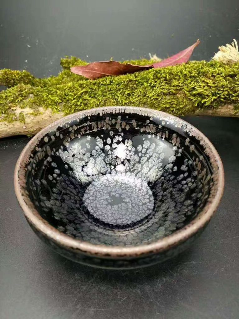 卓立旗銀油滴束口：口8.5高4.5，傳統(tǒng)工藝。