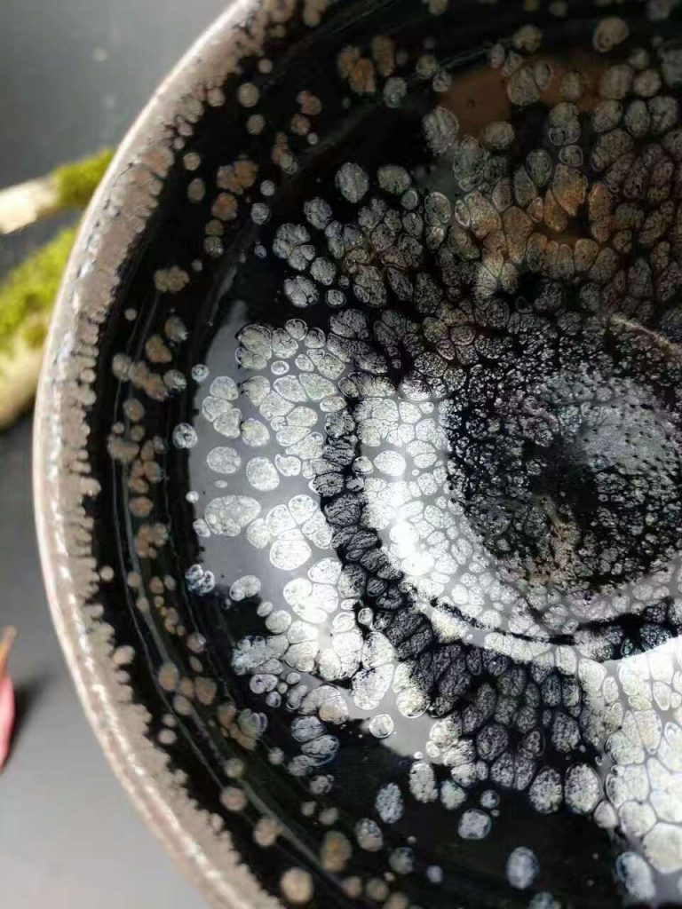 卓立旗銀油滴束口：口8.5高4.5，傳統(tǒng)工藝。