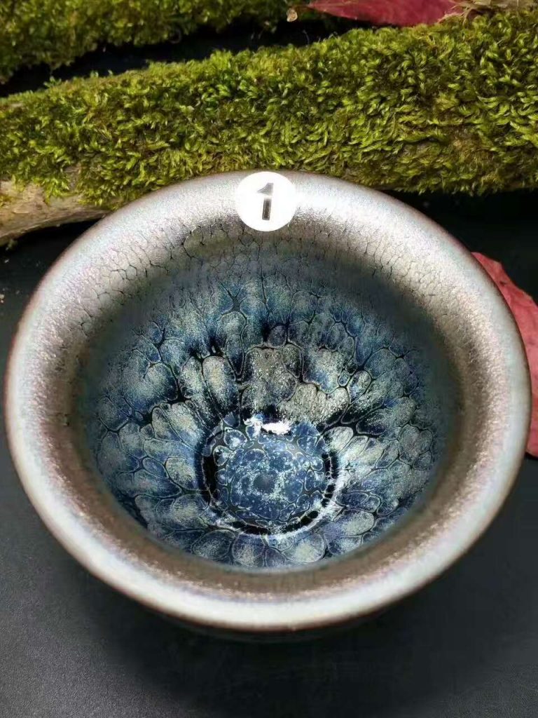 李光熙“傾城”系列：口7.5高6