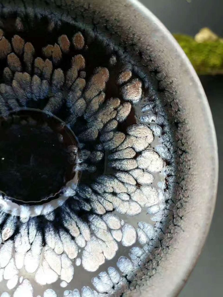 李昌海鷓鴣斑：口8.8高5