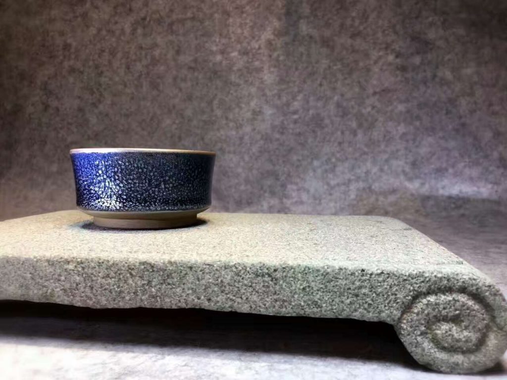 繆興洲，竹節(jié)藍(lán)油滴茶盞，口9高4.5