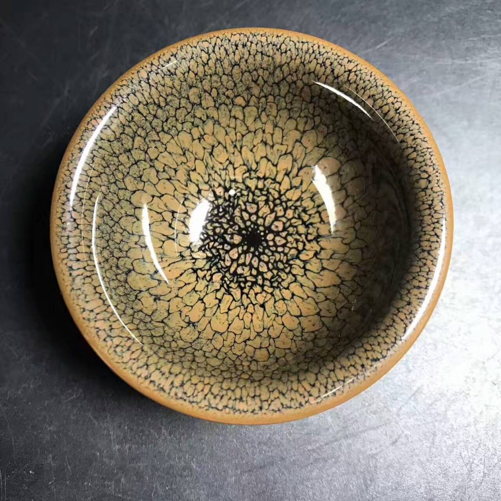 陳大鵬國家級大師，口徑6.8高3.8