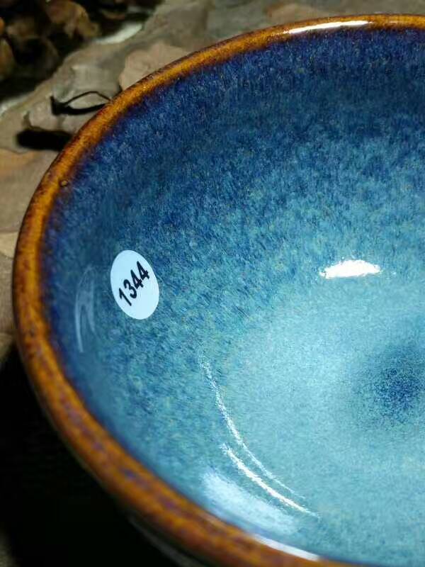 孫建興烏金回藍(lán)釉：9*5