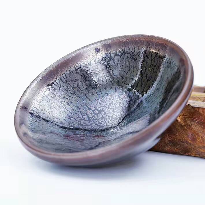 孫福昆9公分油滴盞，器型古樸。