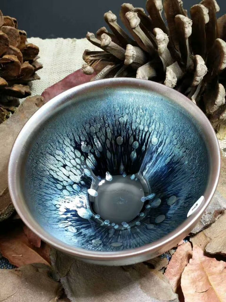 吳立主束口油滴盞：口9高5.5