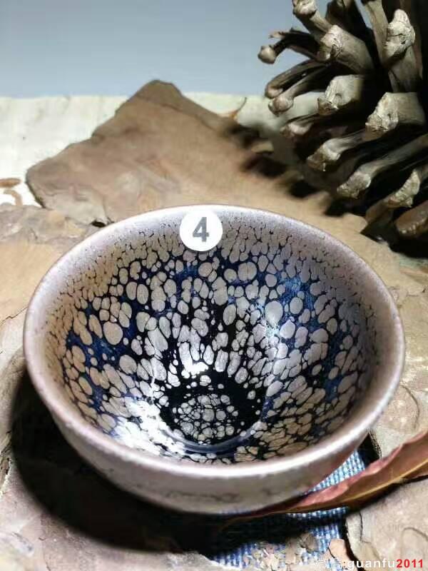 蔡炳盛油滴小盞：口7高4.5