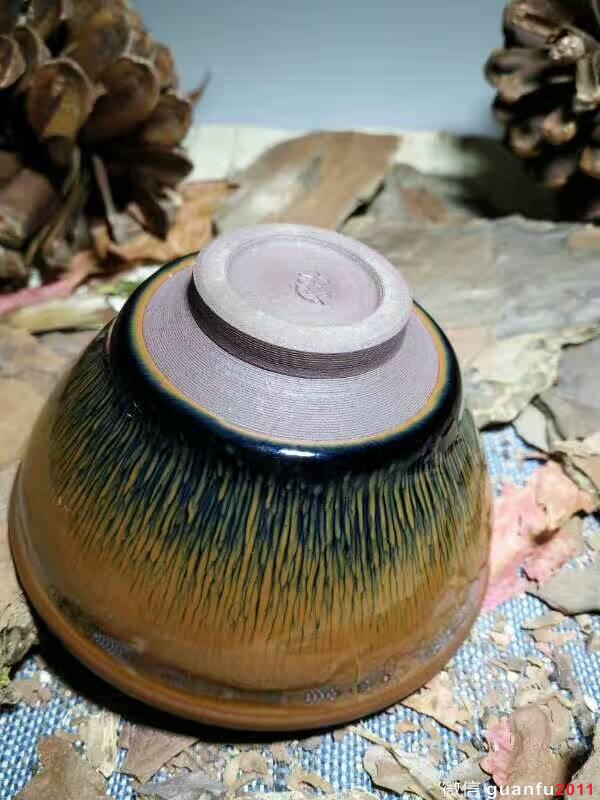 葉禮忠金絲兔毫：口9高5.5，立體感強。