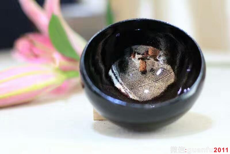 千江月張中欽“一葉菩提”：口8高5