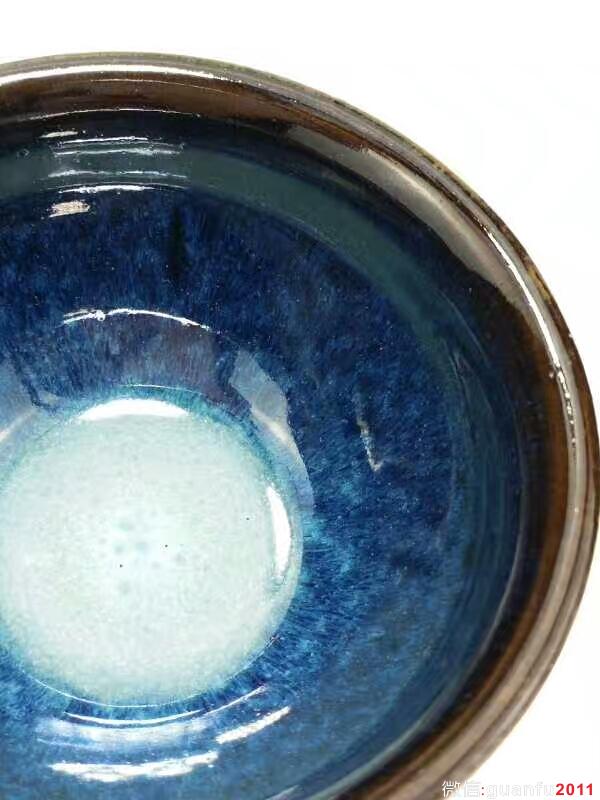 孫建興烏金回藍(lán)釉：口9高5.5