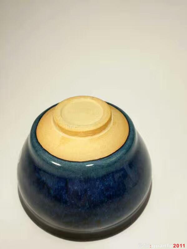 孫建興烏金回藍(lán)釉：口9高5.5