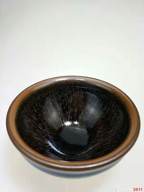 葉禮忠窯變兔毫：口9.3高5.3