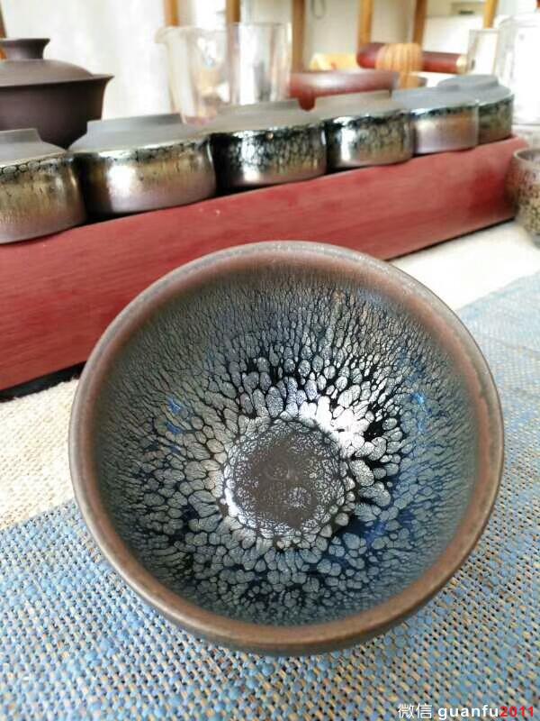 闕梅嬌師傅全手工束口香爐油滴盞：口9高6，沉穩(wěn)大氣。