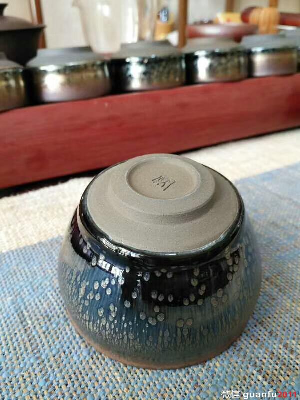 闕梅嬌師傅全手工束口香爐油滴盞：口9高6，沉穩(wěn)大氣。