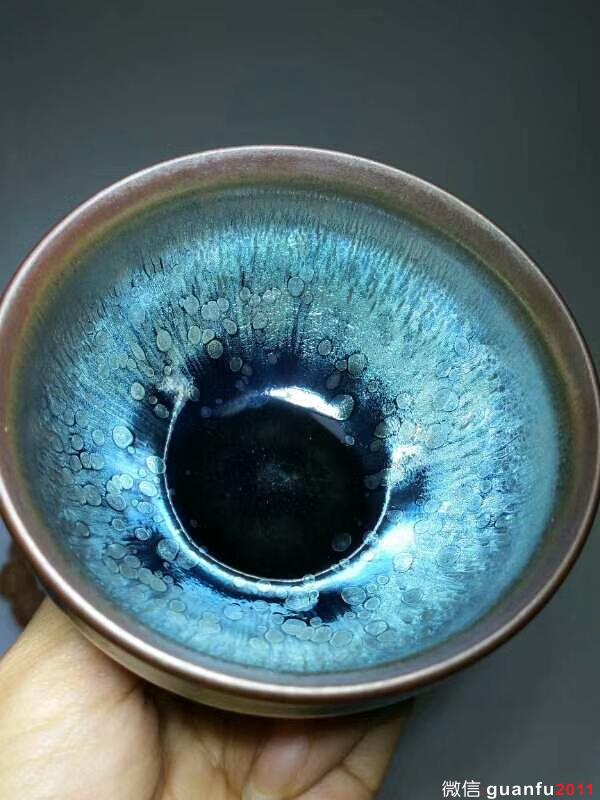 吳立主藍(lán)油滴：口7.8高5