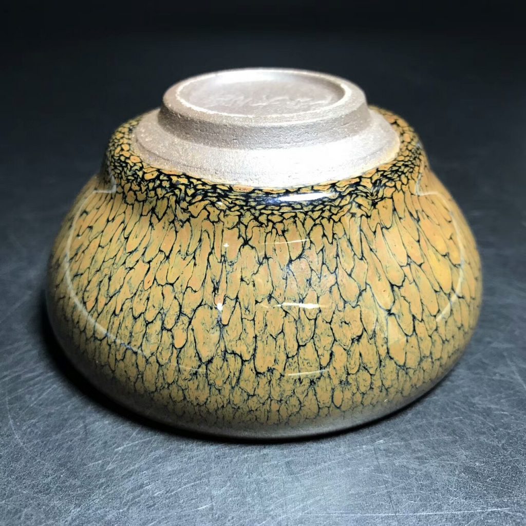 陳大鵬大師，極品黃鷓鴣，口徑8.5肚大9高4.5，紋路清晰