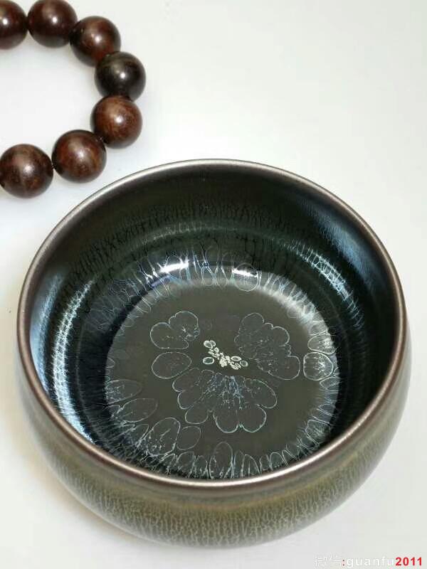 吳立主禪定油滴盞：口8.5高5