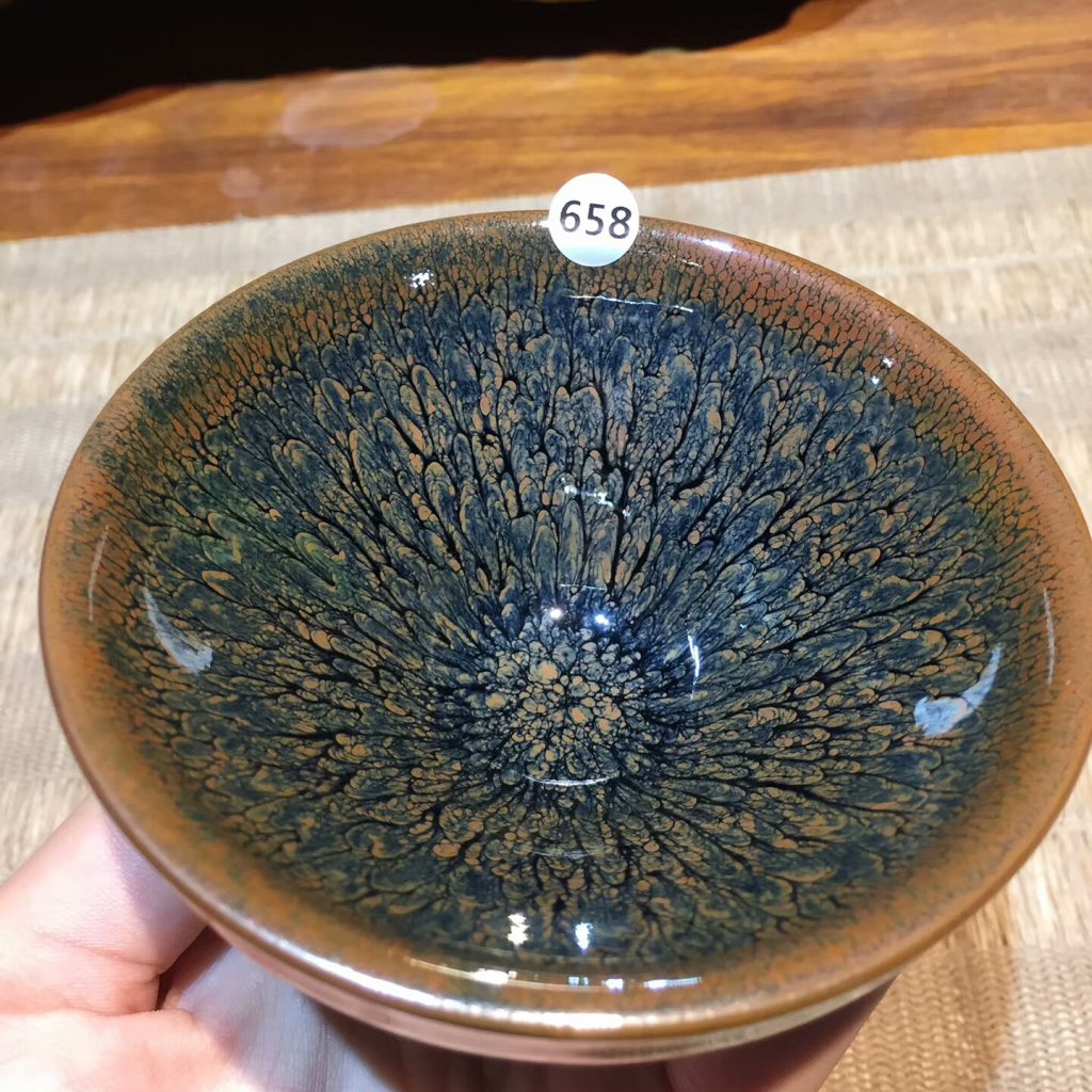 陳珂 菊花玉蘭杯：9.2*4.8