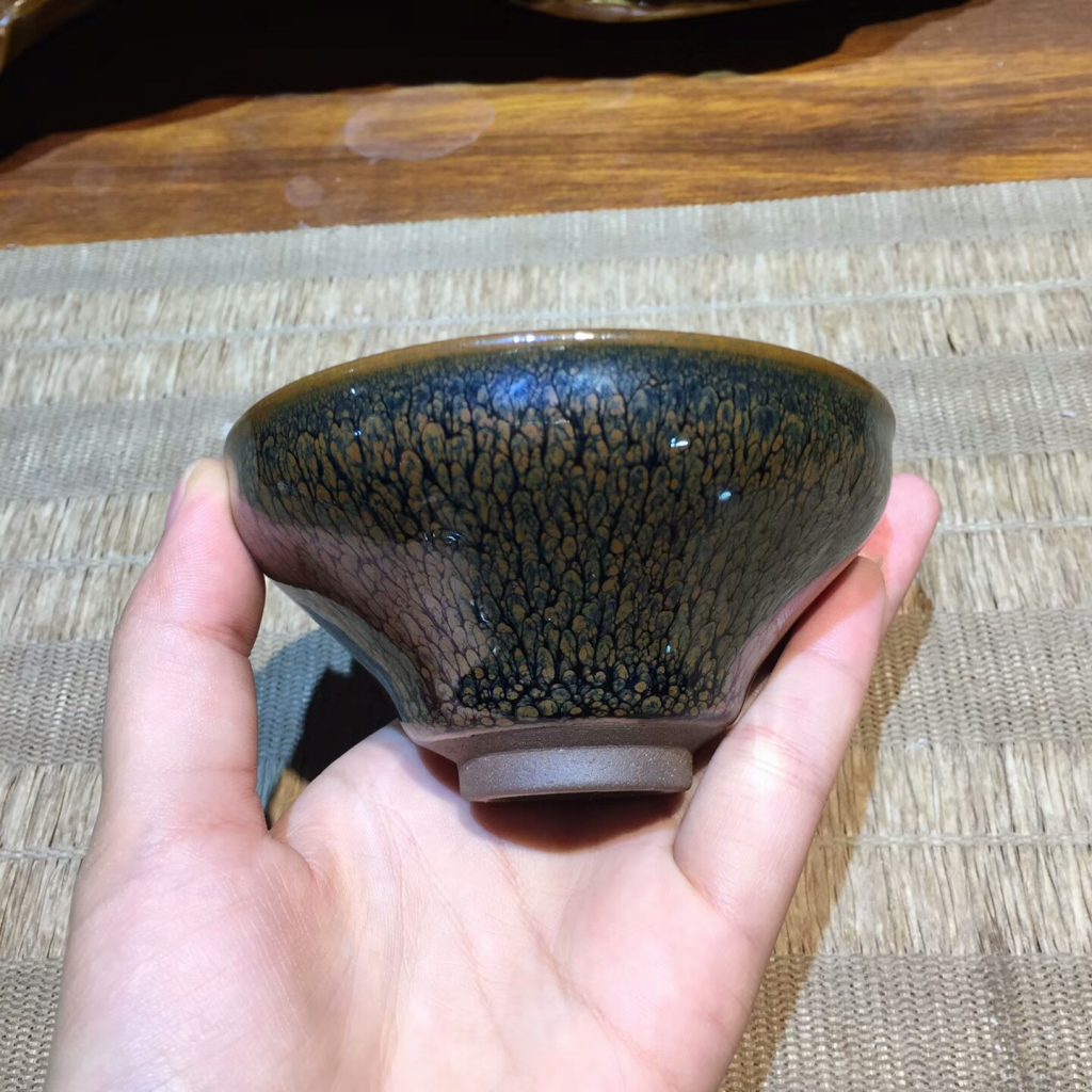 陳珂 菊花玉蘭杯：9.2*4.8