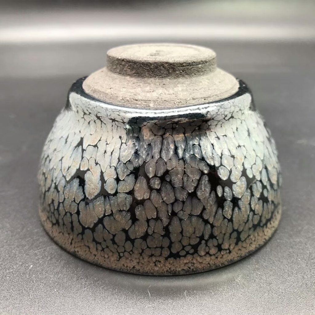 蔡炳盛大師，精品滿油滴：口徑8.7高5.3