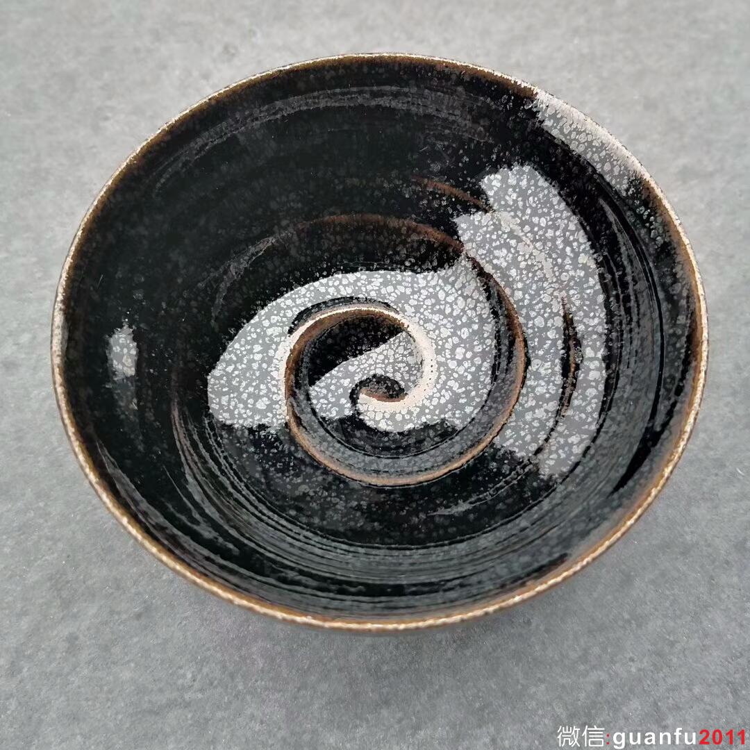 張中欽老師作品 繁星：口徑9.8*4.6