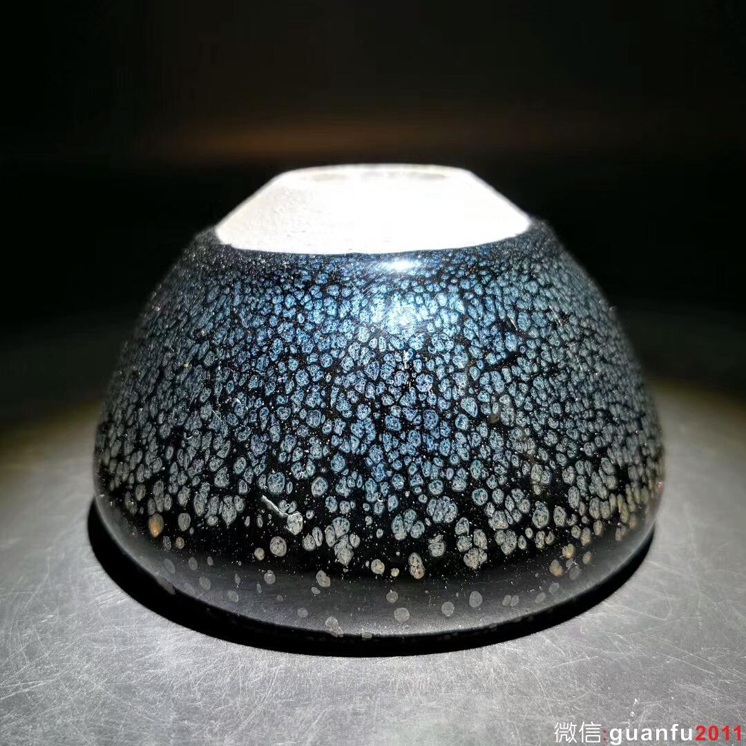 陳春華師傅 黑底銀斑：口徑8.8肚大9.5高5.5