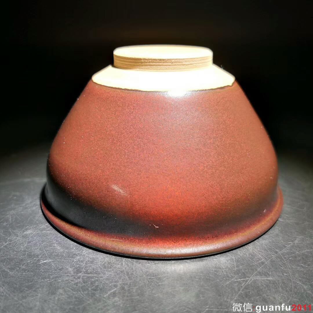 孫莉 柿紅木葉盞：口徑9.2*5.3