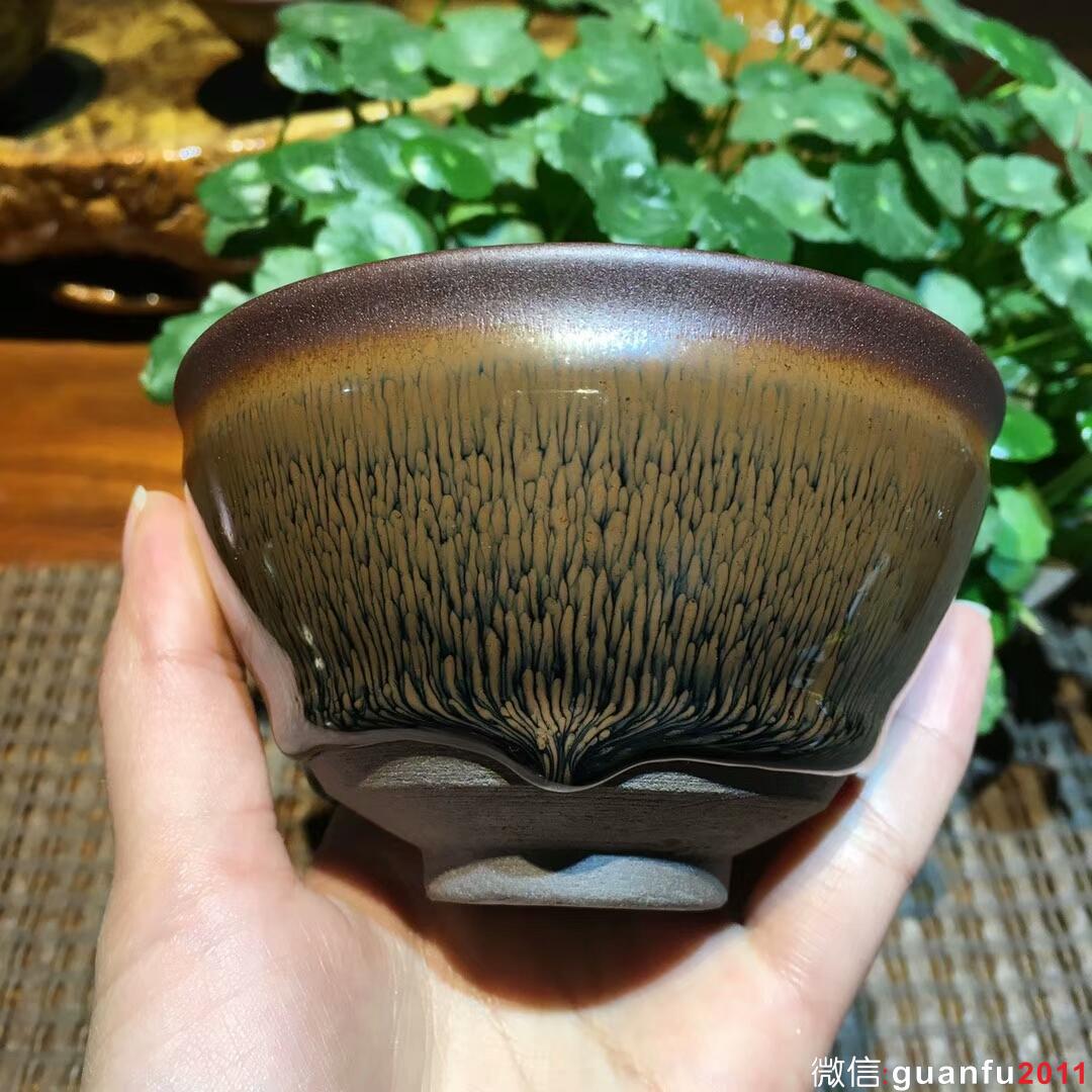 葉禮旺老師 金兔毫束口盞：口徑10.5*6