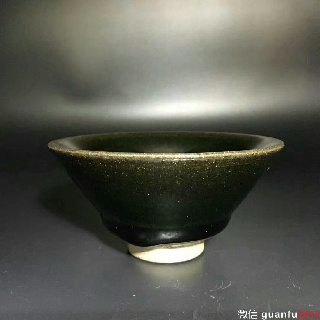 張中欽老師 綠釉天目盞：口徑9.8*5.5