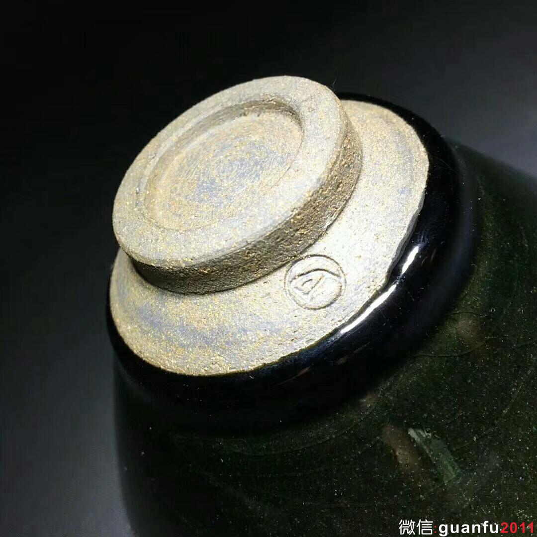 張中欽老師 綠釉天目盞：口徑9.8*5.5